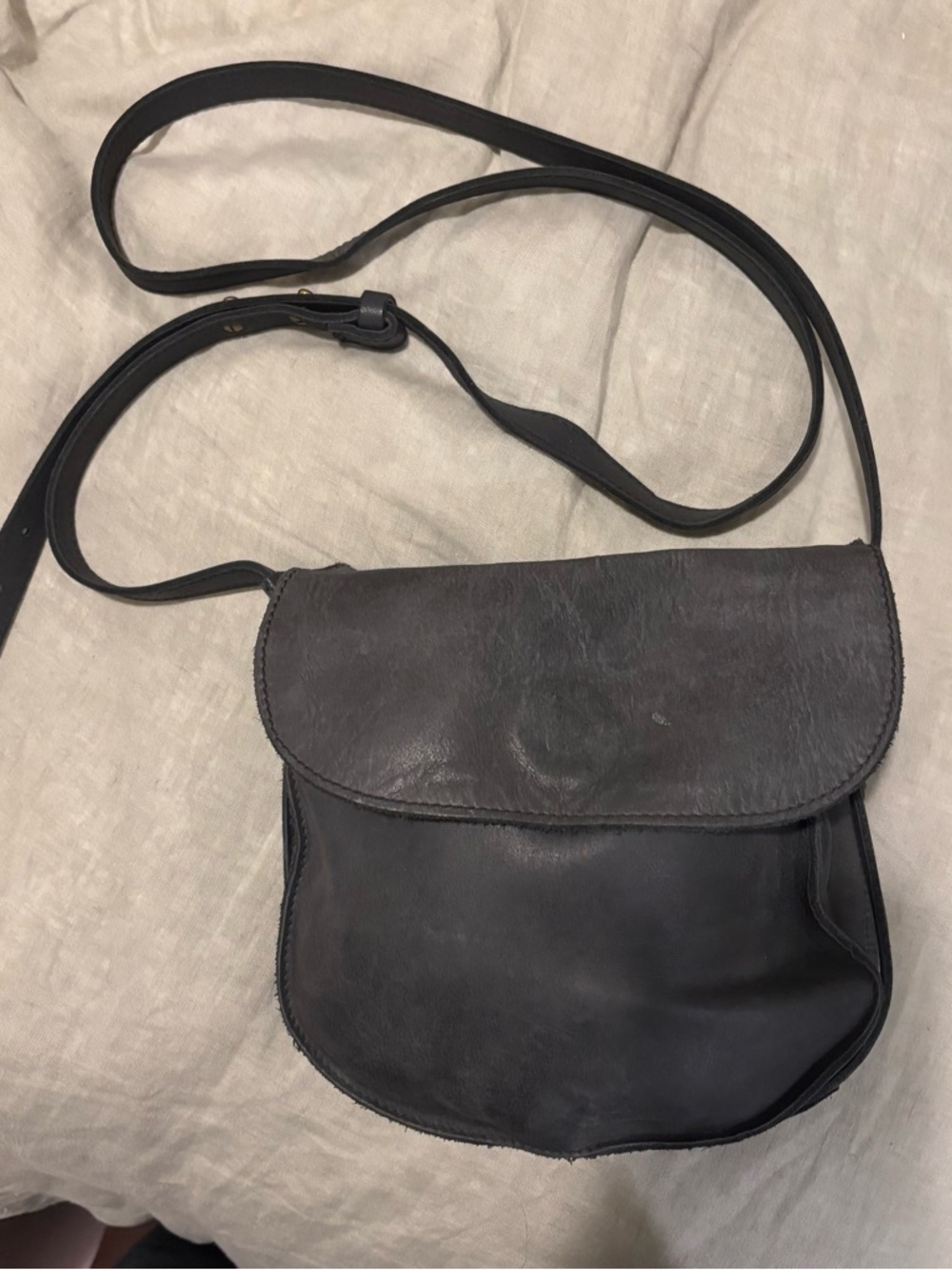 Roots Black Leather Crossbody Saddle Bag